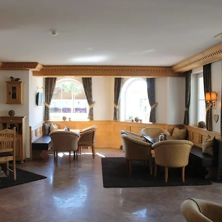 Hotel Acadia - Adults Mountain Home Hotel Selva di Val Gardena